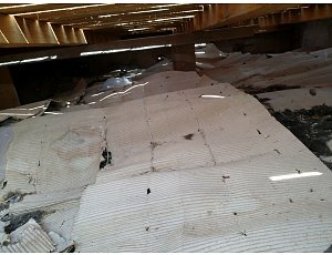 Vyplnění dutiny dvouplášťové střechy